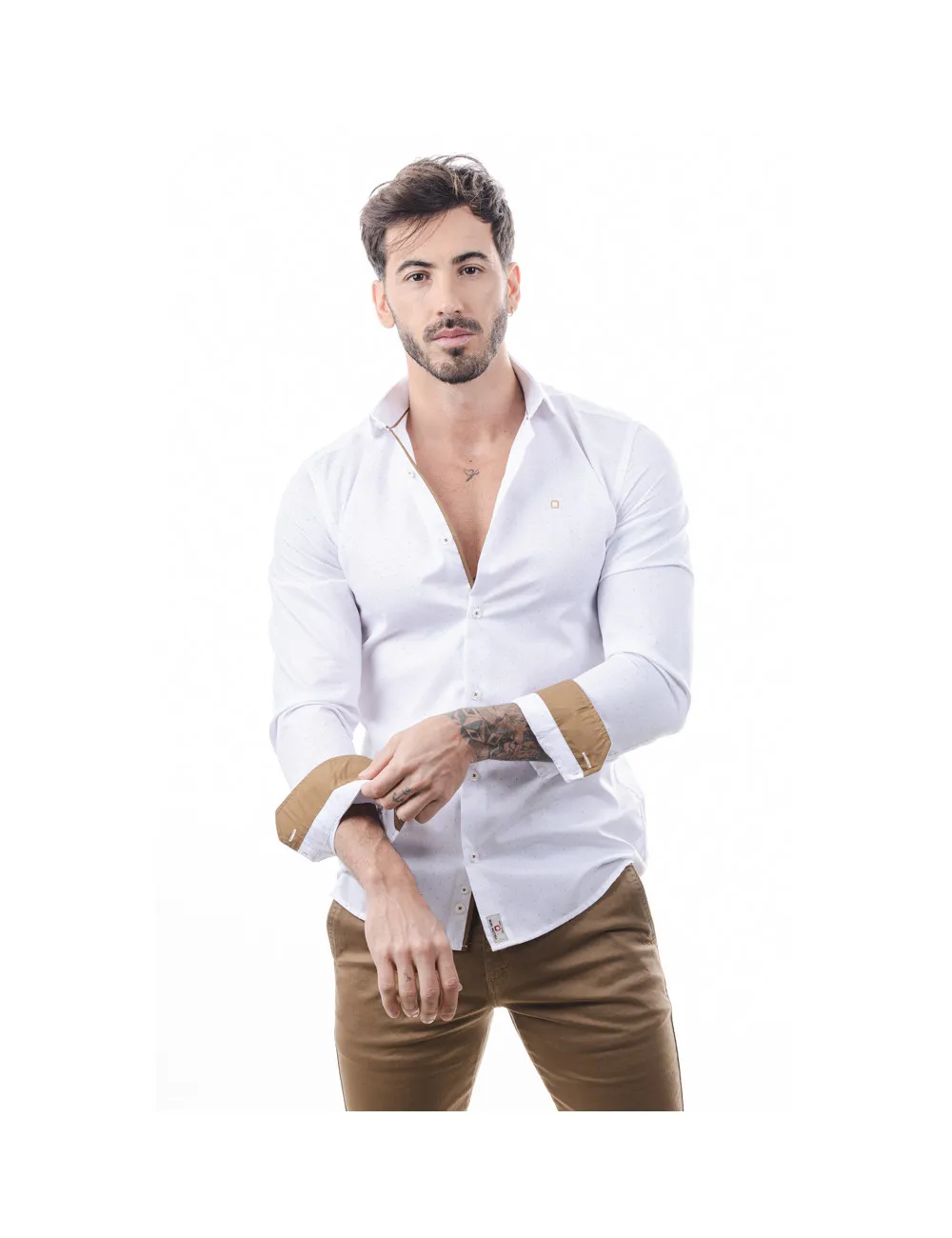 8990 CAMISA ESTRUCTURA ESTAMPADO MICRO TOPO