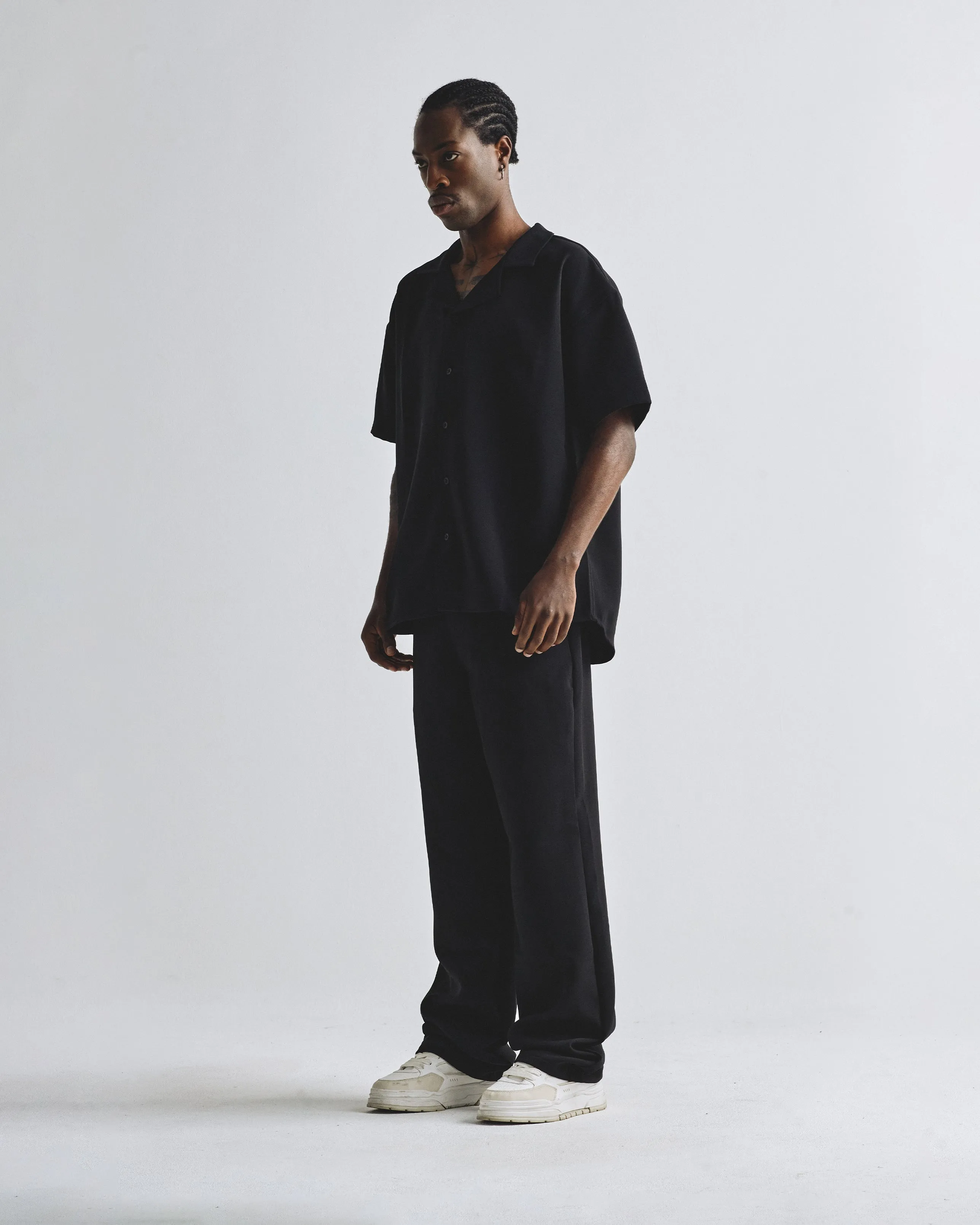 Basics Short Sleeve Shirt Black