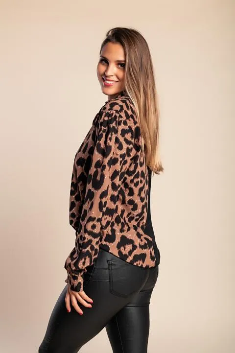 Camisa elegante con estampado de leopardo, negro/leopardo