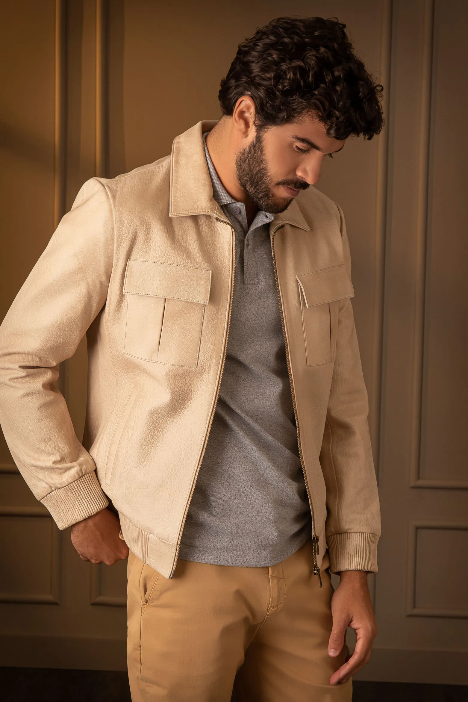 Chaqueta cargo sumapaz de cuero para hombre bolsillos Camel