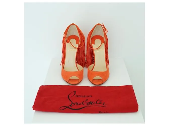 Christian Louboutin Zapatos de tacón Naranja 