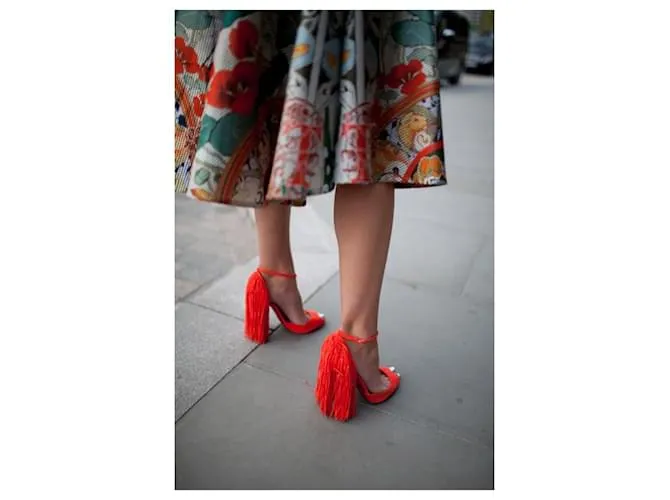 Christian Louboutin Zapatos de tacón Naranja 