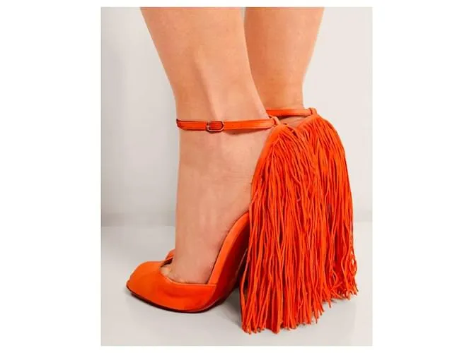 Christian Louboutin Zapatos de tacón Naranja 