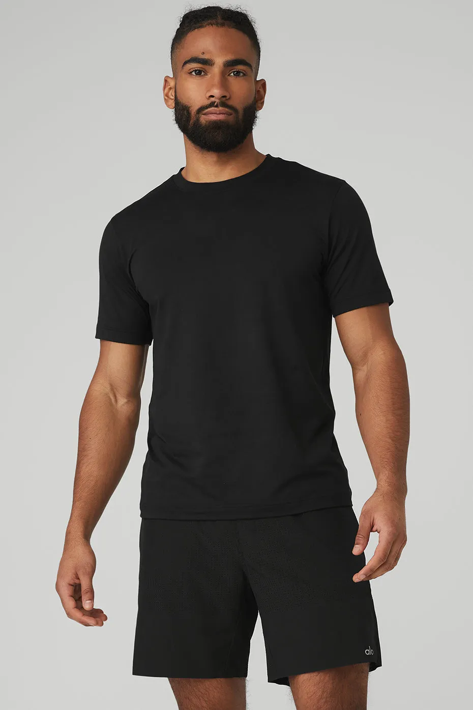 Conquer Reform Crewneck Short Sleeve - Black