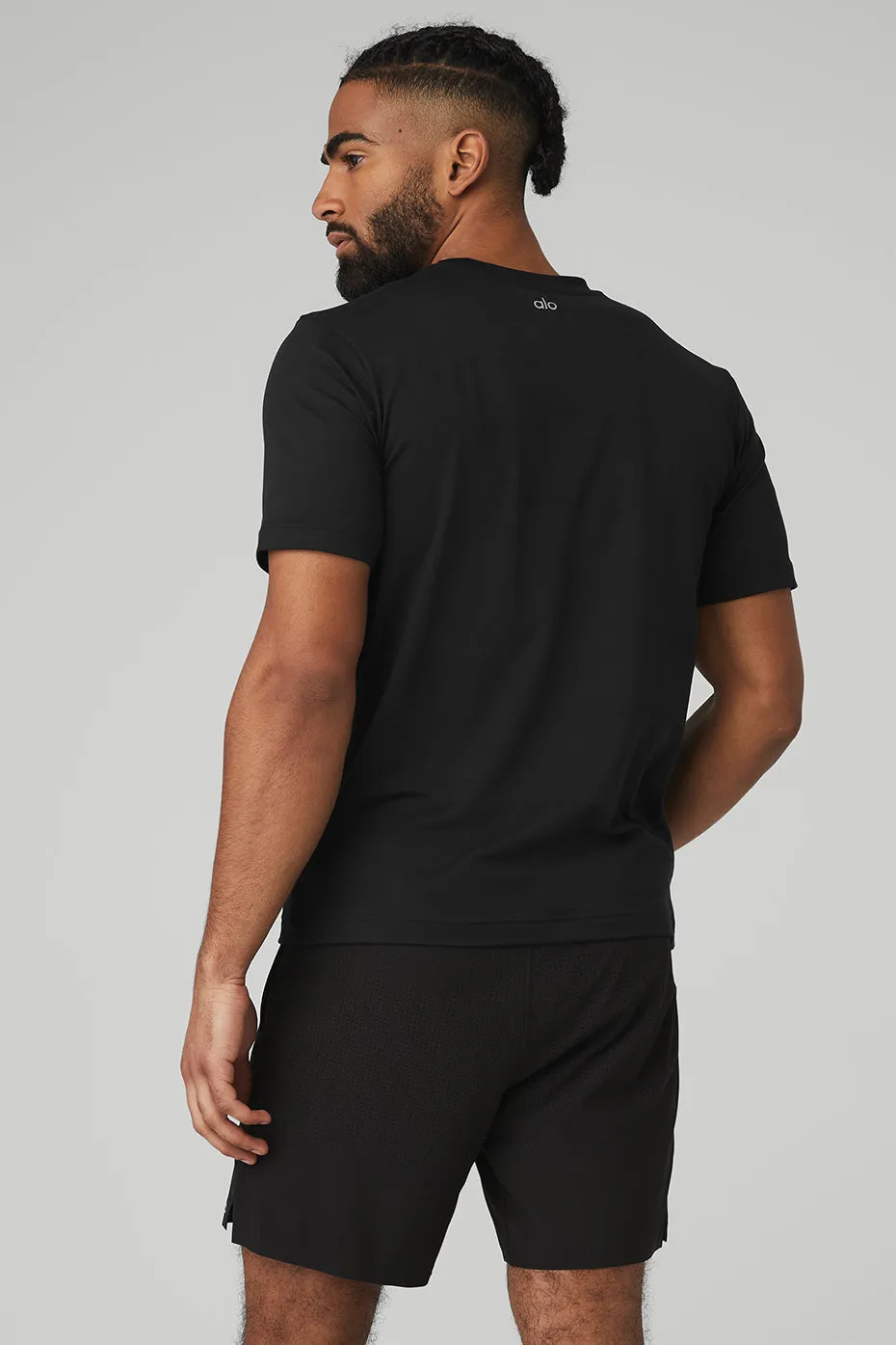 Conquer Reform Crewneck Short Sleeve - Black