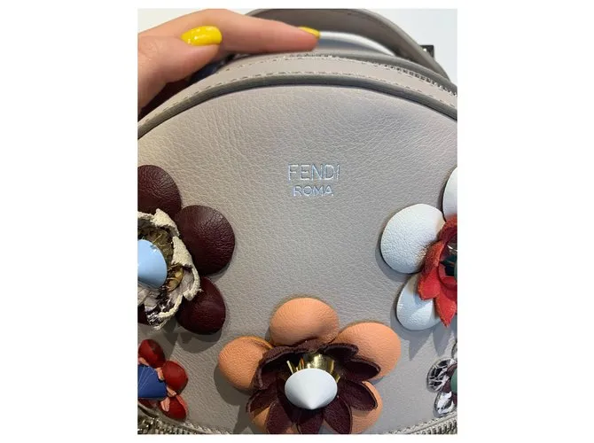 Fendi Mochilas Gris 