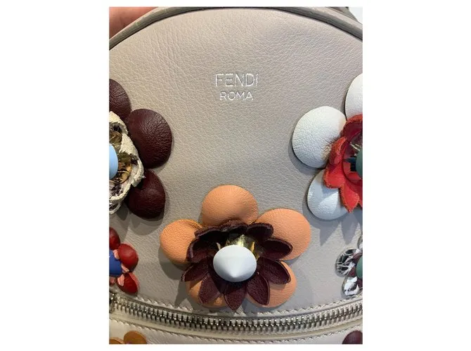 Fendi Mochilas Gris 