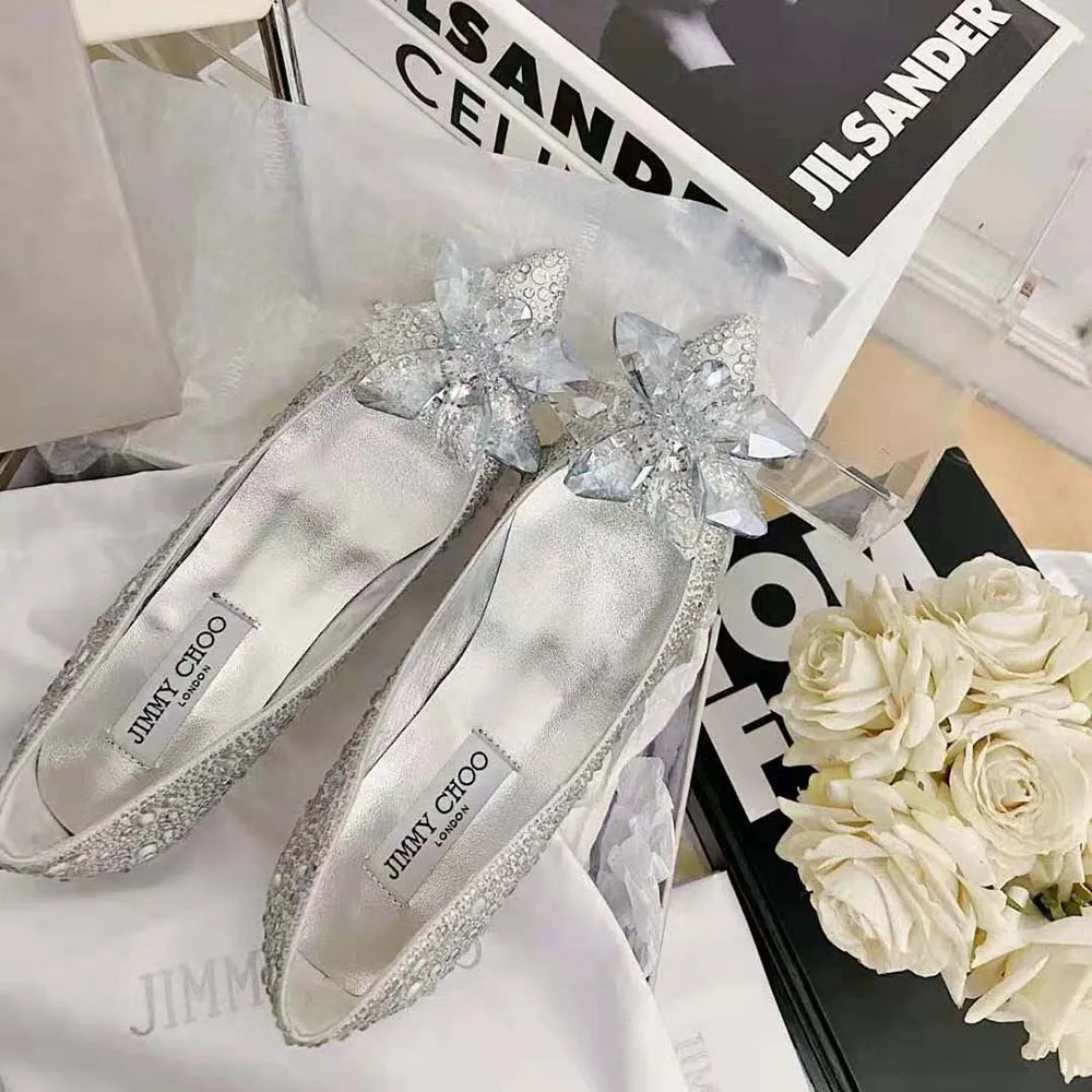 Jimmy Choo Zapatos de tacón con punta puntiaguda cubiertos de cristal Attila para mujer con altura de tacón de 50 mm