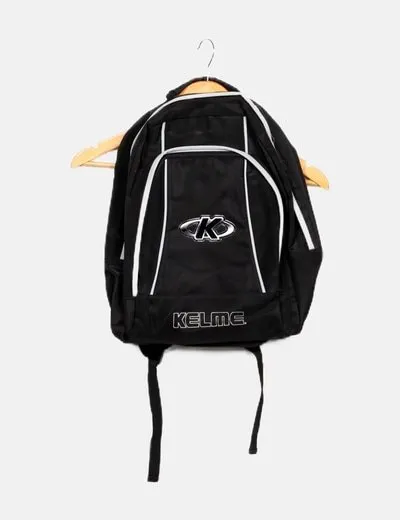 Kelme Mochila negra básica