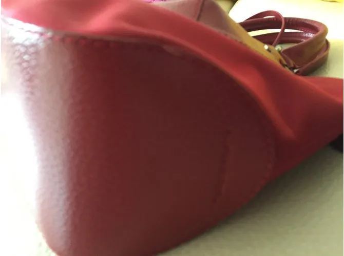 Lancel Bolsos de mano Roja 