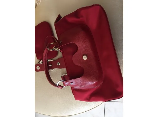 Lancel Bolsos de mano Roja 