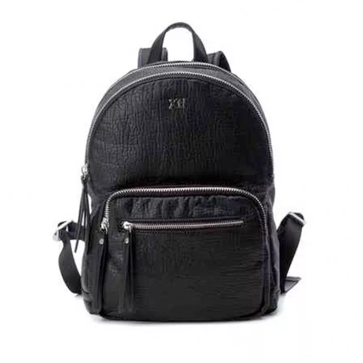 Mochila Xti negra con varias cremalleras