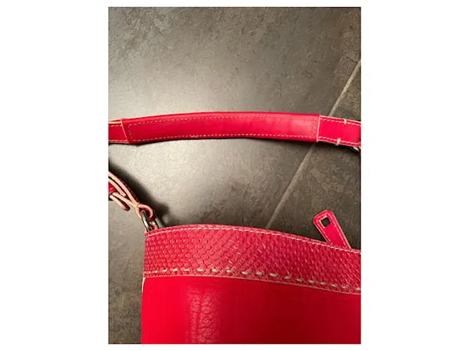 Nando Muzi Bolsos de mano Roja 