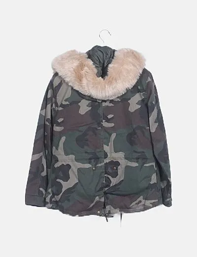 NoName Parka estampado militar capucha pelo