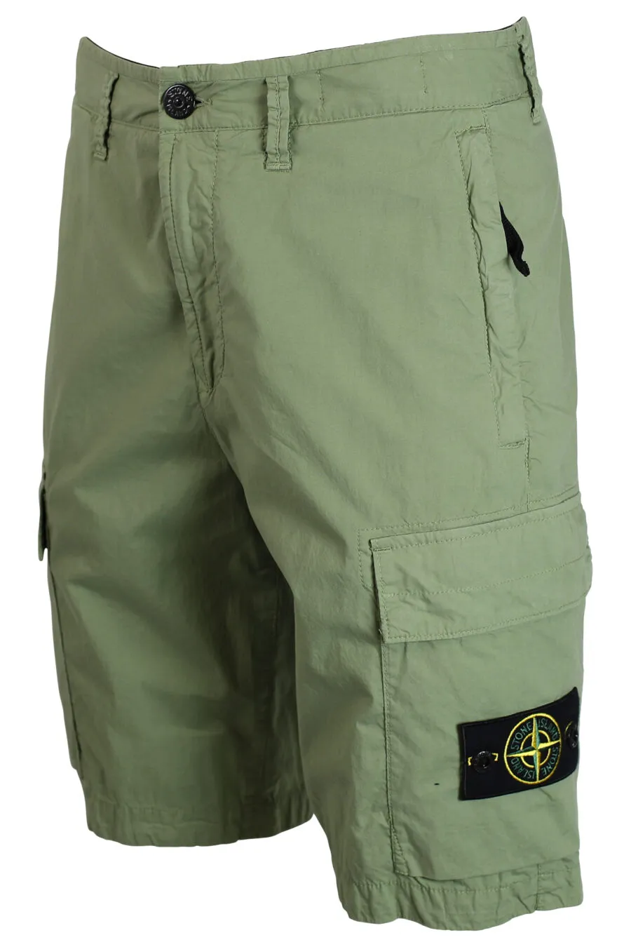 Pantalón corto midi verde estilo cargo