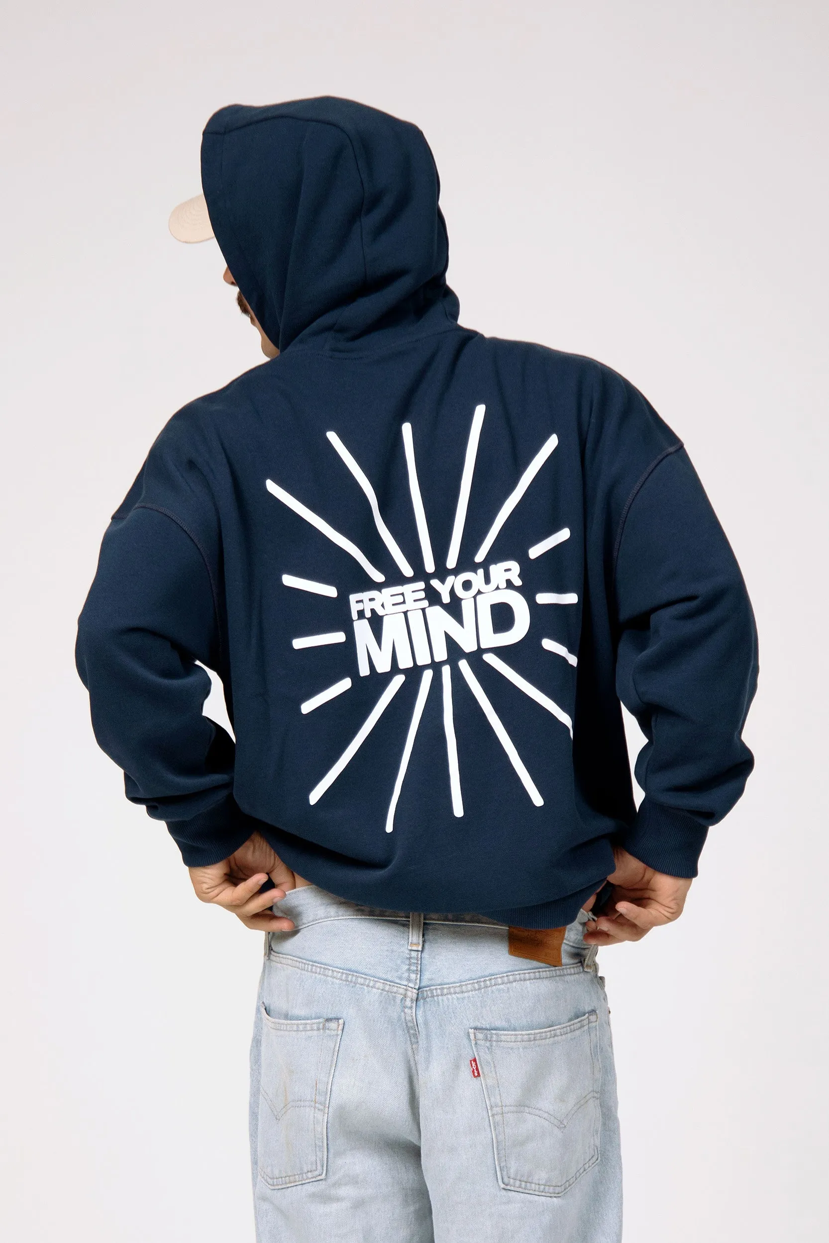 SUDADERA FREE YOUR MIND