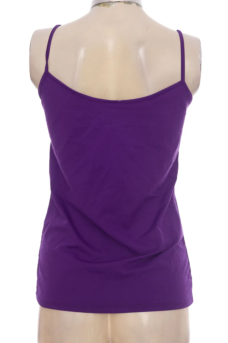 Top / Camiseta color Morado - Basics