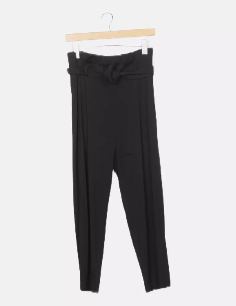 Uterqüe Pantalón negro básico