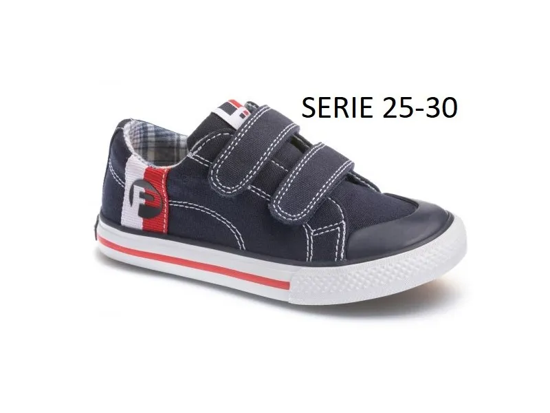 ZAPATILLA DE LONA CON CIERRE DE VELCRO PABLOSKY 972410 EN COLOR MARINO, JEANS O ROJO