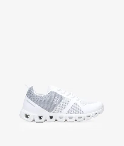 Zapatillas deportivas blancas con cordones