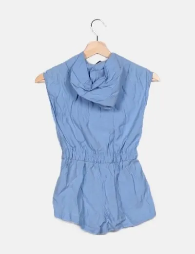 Zara Mono azul celeste con capucha